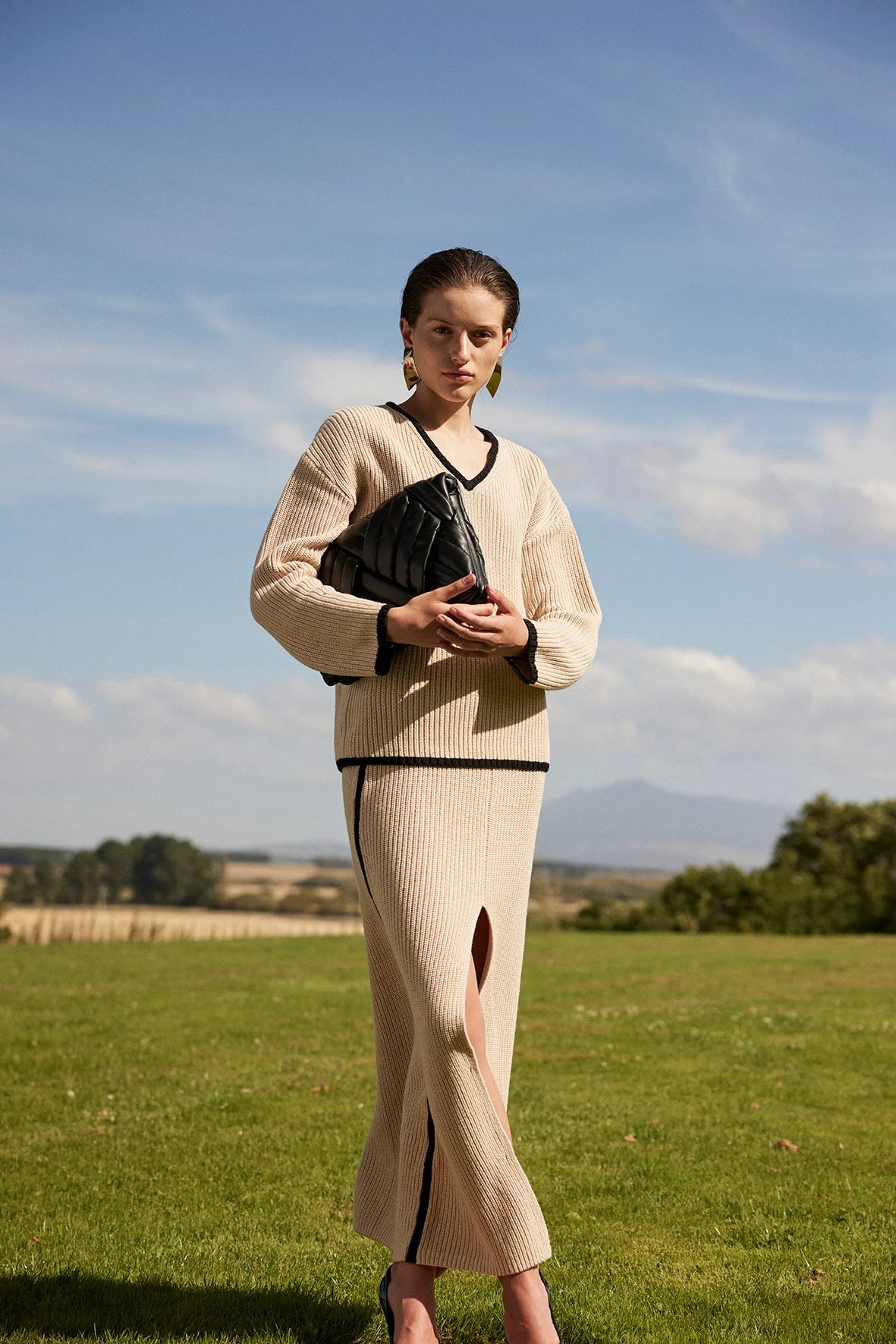 Alfie Sweater - Sand & Black
