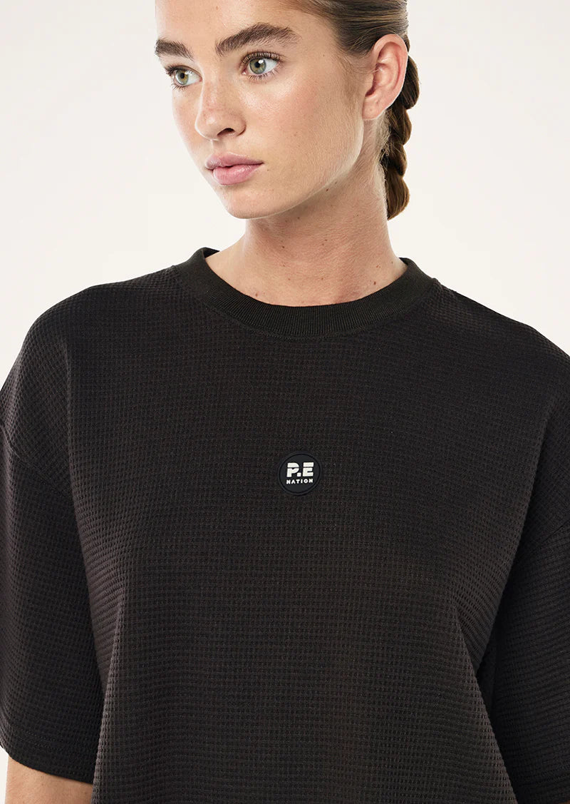 PRINTEMPS WAFFLE CROP TEE IN LICORICE