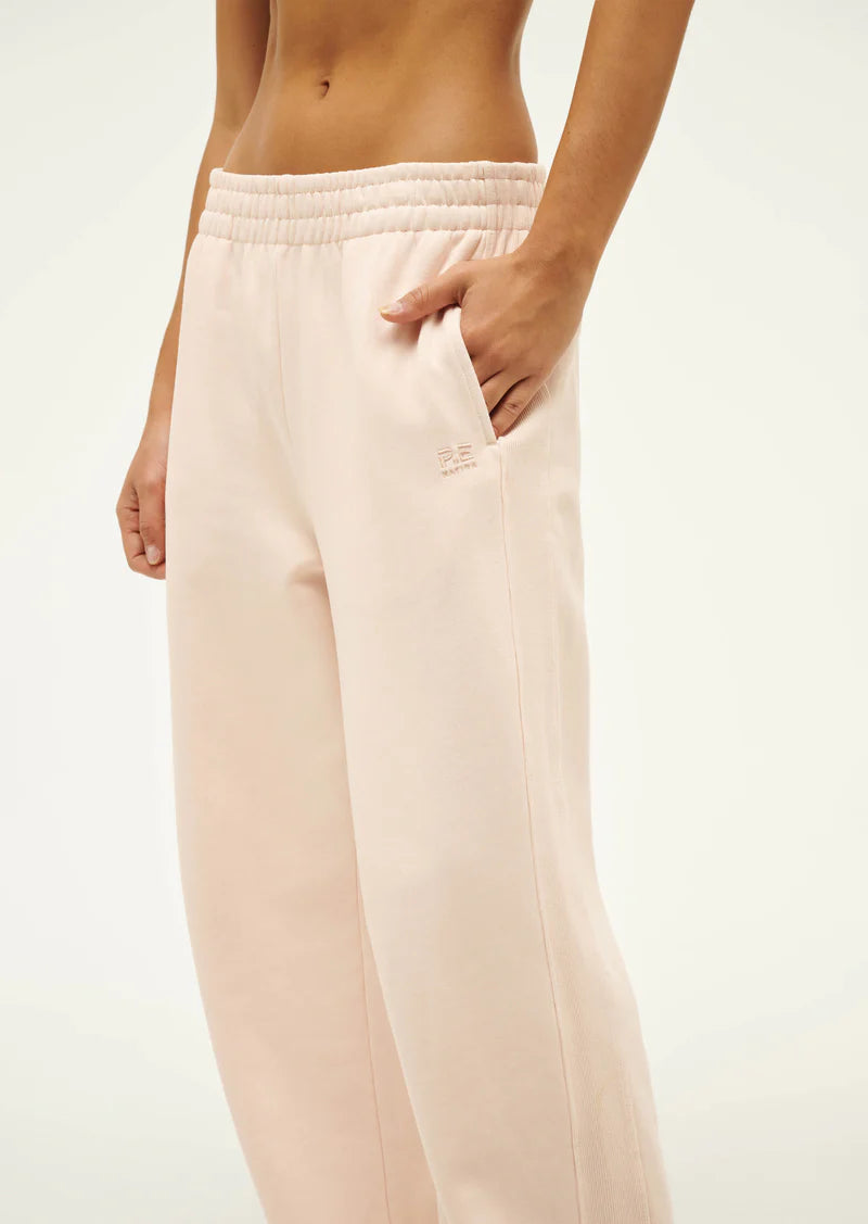 ADVENTURE TRACKPANT IN WASHED BLUSH