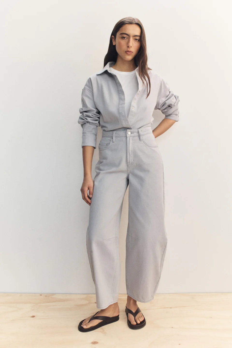 High Rise Barrel Jean - Light Grey