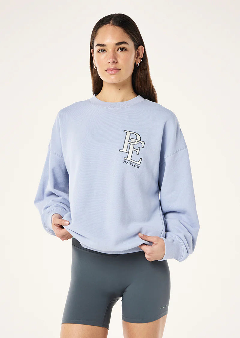 Summit sweat in heather blue