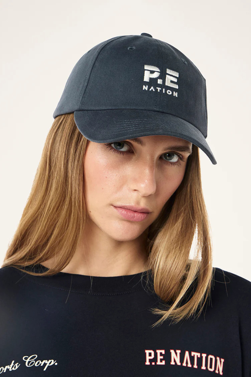 Heads up cap in marine blue