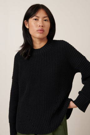 OUTLINE JUMPER