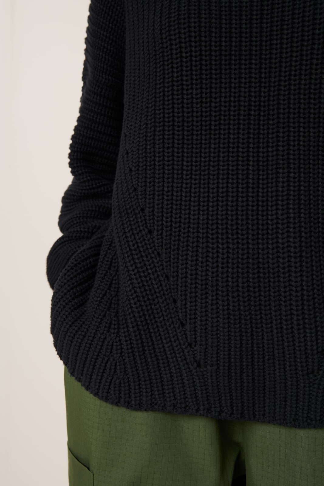 OUTLINE JUMPER